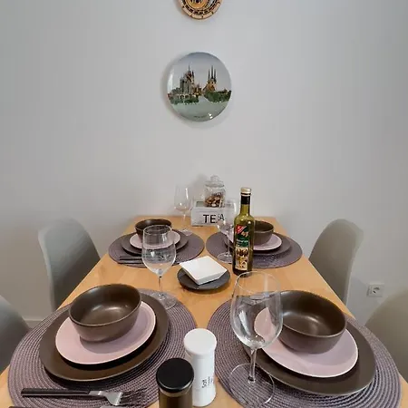 Schoene Helle & Gemuetliche In Altstadtnaehe Apartment Erfurt