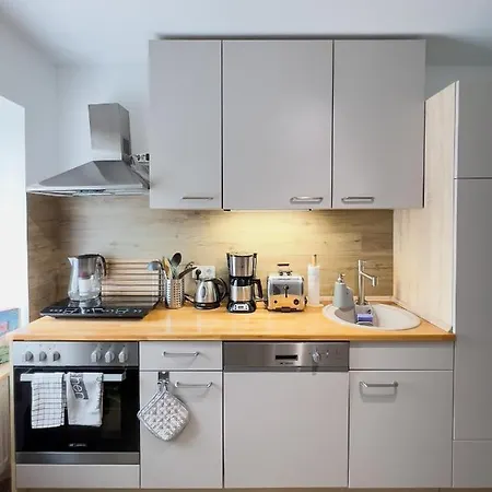 Schoene Helle & Gemuetliche In Altstadtnaehe Apartment