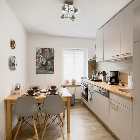 Schoene Helle & Gemuetliche In Altstadtnaehe Apartment Erfurt