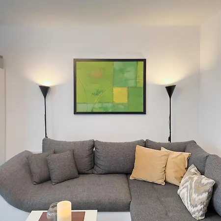 Schoene Helle & Gemuetliche In Altstadtnaehe Apartment